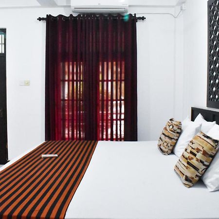 Myr-O Homestay Kombichankulama Esterno foto