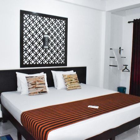 Myr-O Homestay Kombichankulama Esterno foto