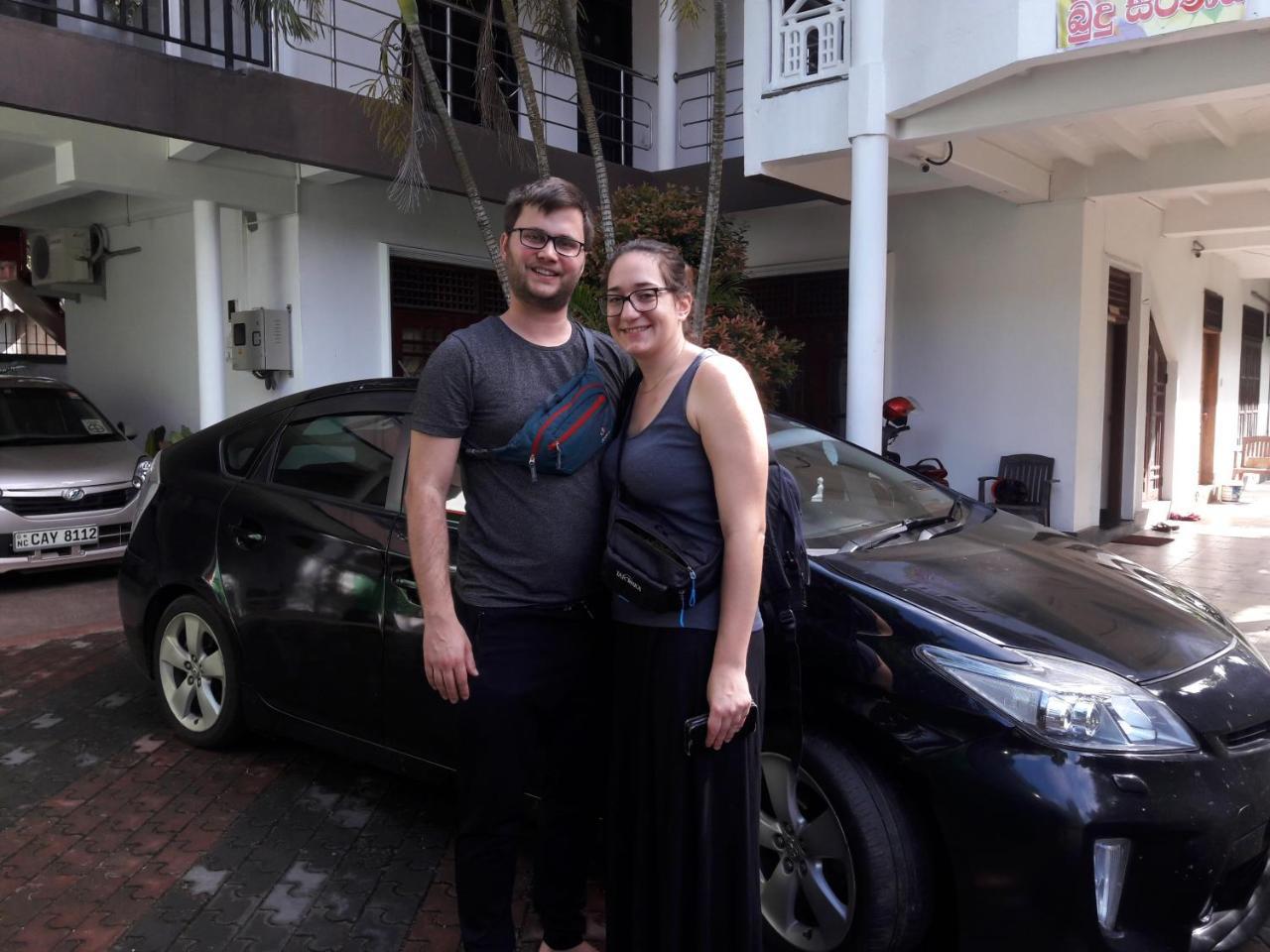 Myr-O Homestay Kombichankulama Esterno foto