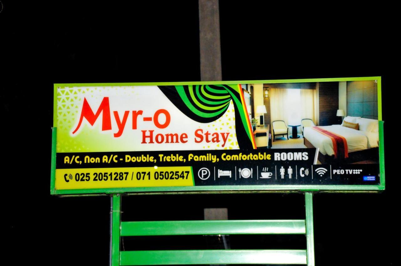 Myr-O Homestay Kombichankulama Esterno foto