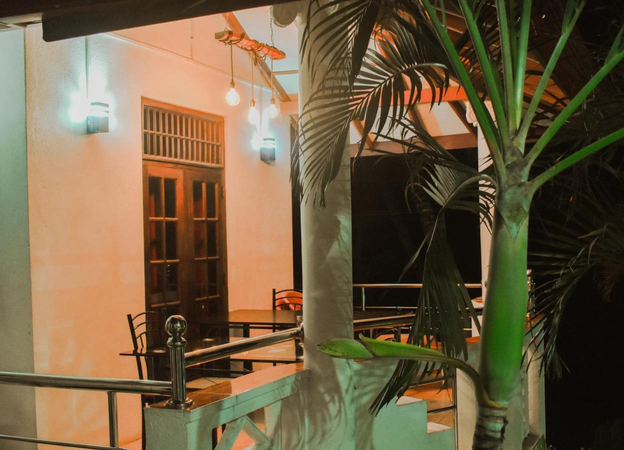 Myr-O Homestay Kombichankulama Esterno foto
